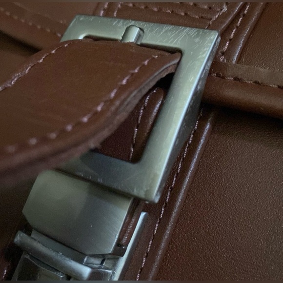 EUC McKlein USA Brown Halsted 15.6" Leather Double Compartment Laptop Briefcase - Picture 11 of 12